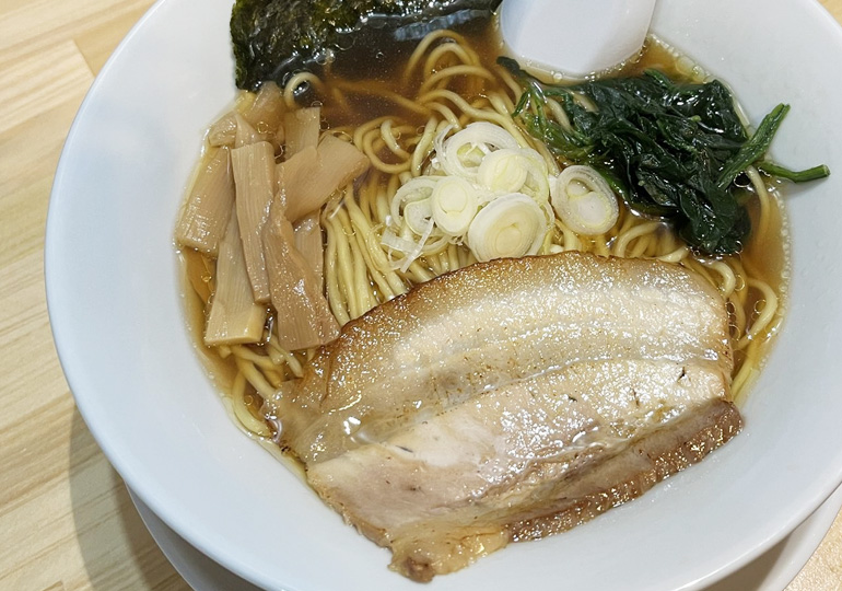八丈島 酒池肉林 ラーメン